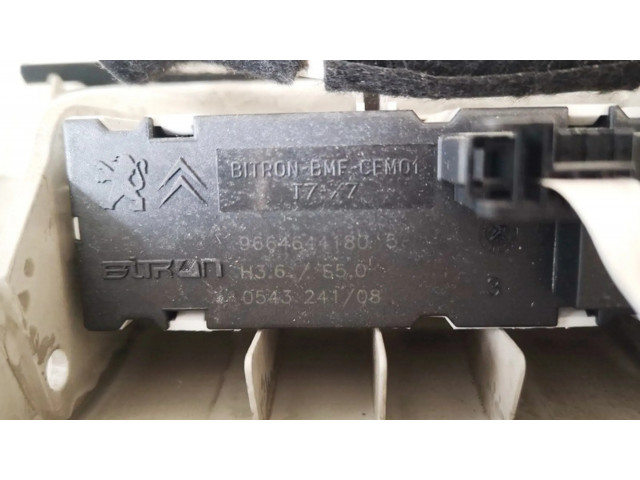 Дисплей    9664644180   Citroen C5