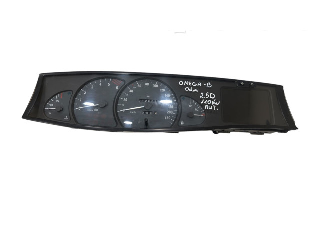 Přístrojová deska  Opel Omega B2 2002 24459629, 5WK70130  