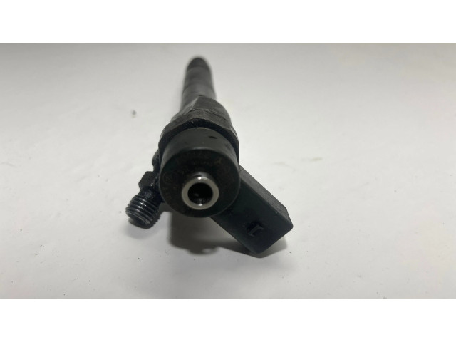 Vstřikovač A6480700   Mercedes-Benz E W211  pro naftový motor 3.2  