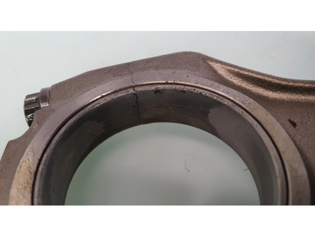 Píst 11257840922, 11247838623   BMW M5  pro benzínový motor 5.0  