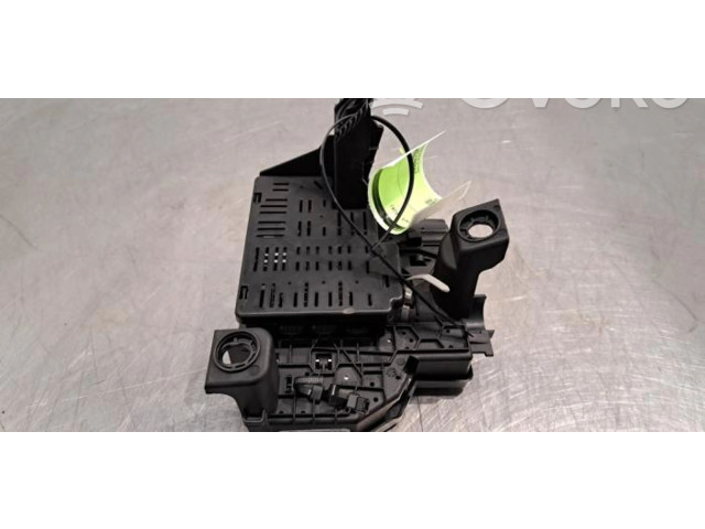   Pojistková skříňka A1675404428   Mercedes-Benz GLE W167 2024