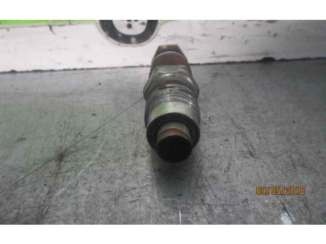 Форсунка 2367027030    Toyota Avensis T220  2CTE 