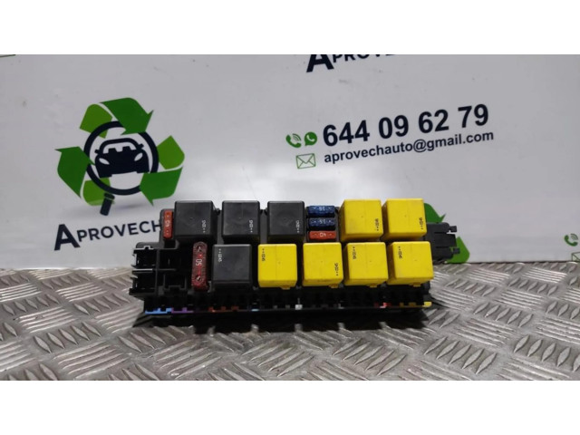   Pojistková skříňka A0325458232   Mercede-Benz S W220 
