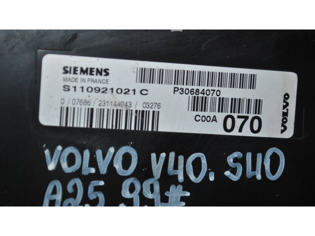 Řídící jednotka P30684070, S110921021C   Volvo S40, V40 2002
