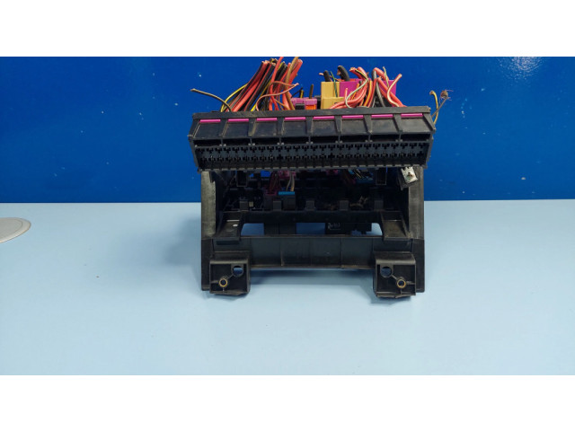 Блок предохранителей  7M3937499, YM2114A323BA   Ford Galaxy    