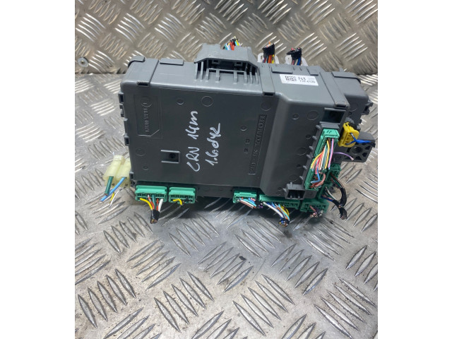 Блок предохранителей T1EE120, 141013   Honda CR-V    