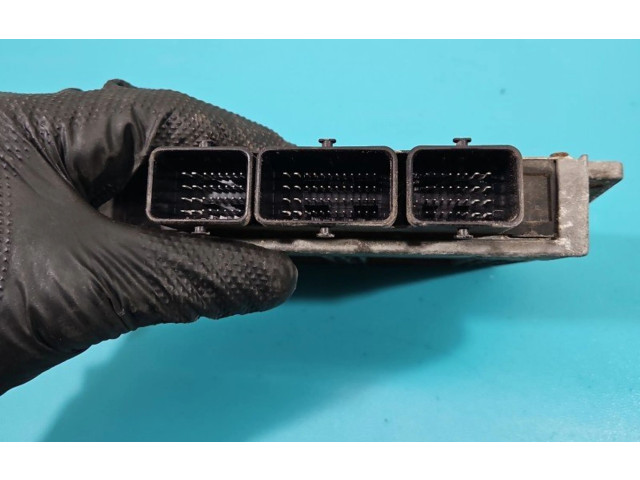 Pojistková skříňka Блок управления двигателем ECU 9650825580, IMPRK1368956   Citroen Berlingo 2004