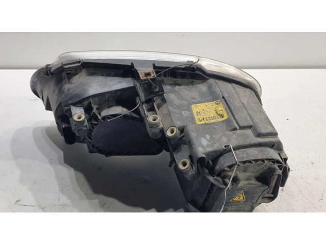 Přední světlo pravé 1T0941032F, 0301205272   Volkswagen Touran I 2005