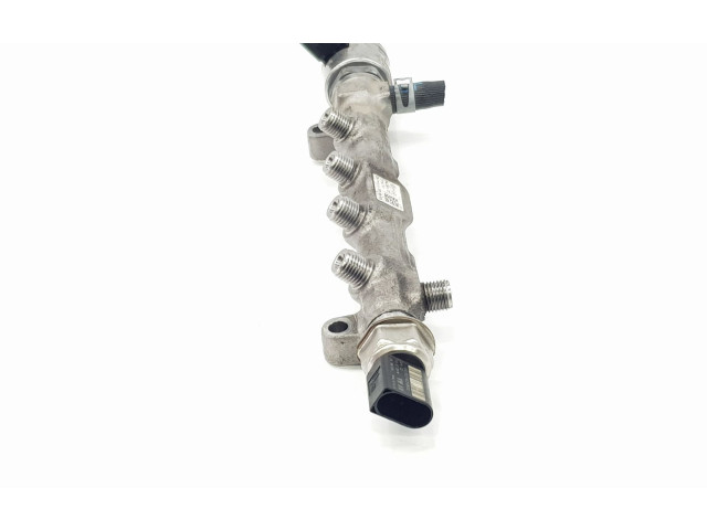 Топливная рампа 04L130089G, 04L130089H   Seat Ateca  