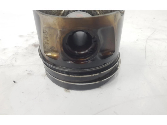 Píst 1211162MA0001, 1211162MA0001   Suzuki SX4    D16AA 