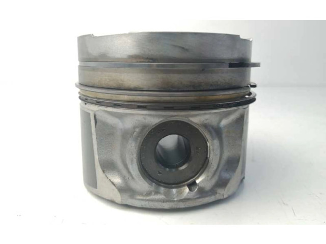  Поршень 2AD 131010R080, 0R080  Toyota RAV 4 (XA30)  