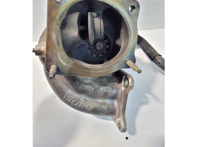 Vstřikovací lišta 00500549450   Jeep Cherokee  pro benzínový motor 2.0  