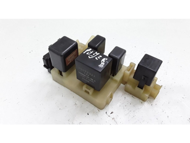 Блок предохранителей MB622327   Mitsubishi Pajero    