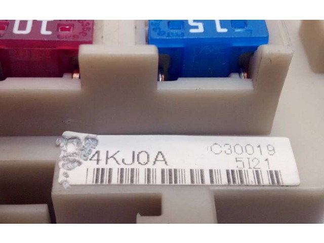 Pojistková skříňka Řídící jednotka BSM 243504KJ0A   Nissan Navara 2016