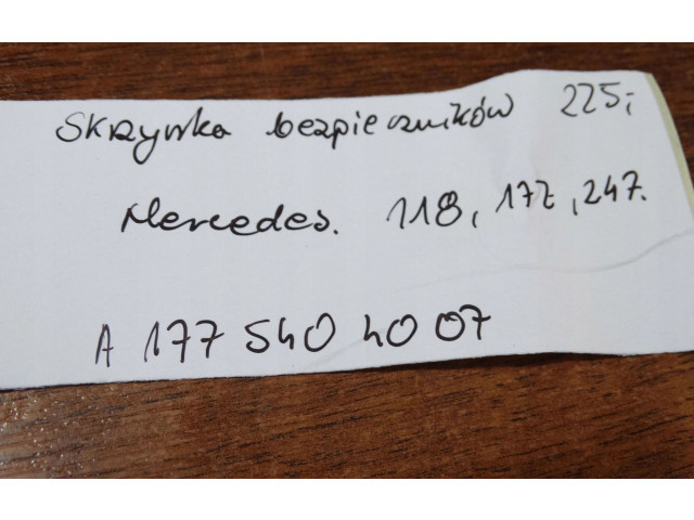   Pojistková skříňka 1775404007   Mercedes-Benz A W177 2024