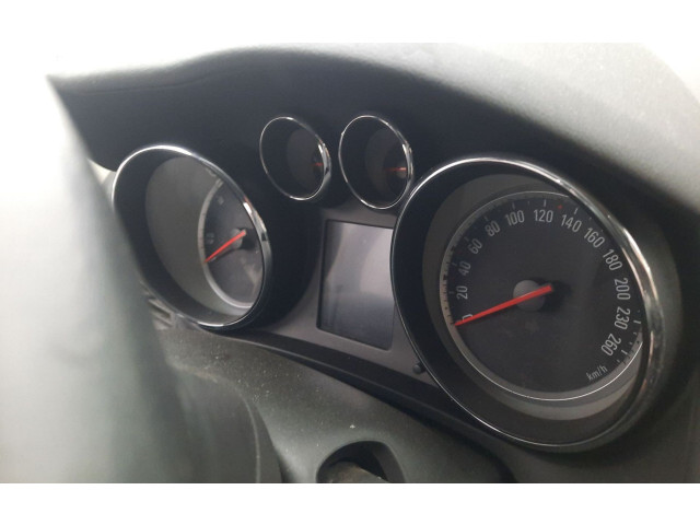 Přístrojová deska  Opel Zafira C 2016   