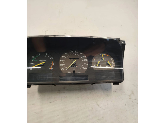 Панель приборов 9565201   Saab 9000 CC       