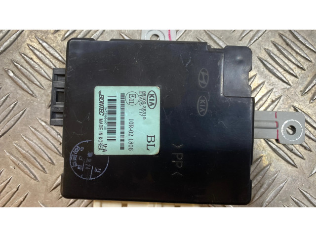 Блок управления 954003E310, 10R021806   KIA Sorento