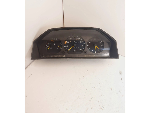 Přístrojová deska  Mercedes-Benz E W124 1990 1245401348, 6160493001  