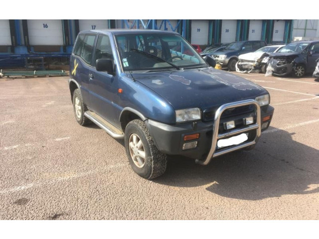   Pojistková skříňka    Ford Maverick 1993
