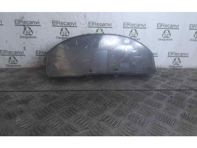 Přístrojová deska  Audi A6 Allroad C5 2000 4B0920  