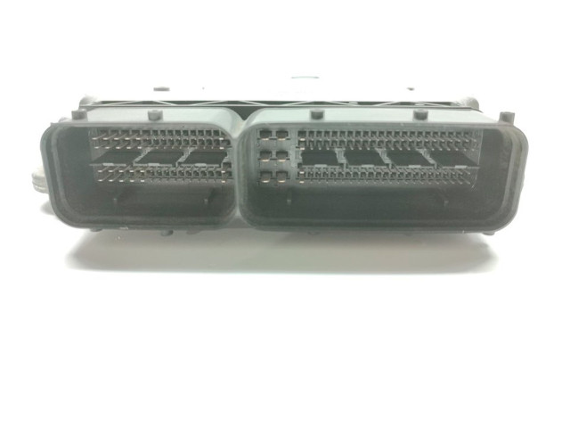 Řídící jednotka 0281014073   Volkswagen Caddy 2008