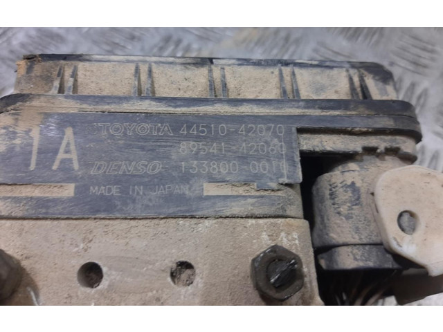Jednotka ABS 4451042070   Toyota RAV 4 (XA20) 