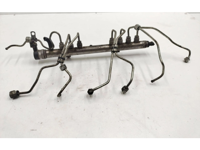 Vstřikovací lišta 30777759, 0445215025   Volvo V60     