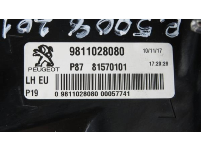 Задний фонарь  9811028080    Peugeot 5008 II   2016- года