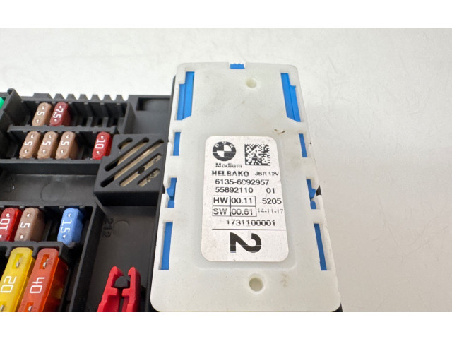 Блок предохранителей 6837090, P00127004AQ   BMW 5 G30 G31    