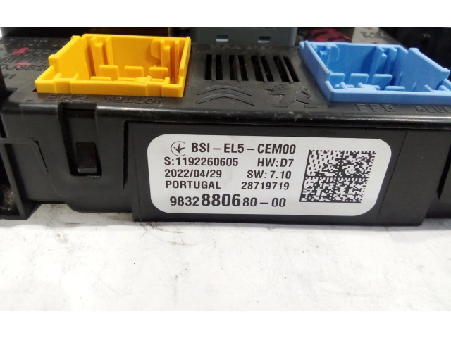 Pojistková skříňka Řídící jednotka BSM 983288068000   Peugeot Rifter 2022