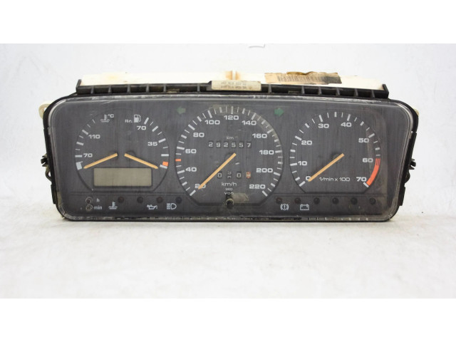 Přístrojová deska  Volkswagen PASSAT B3 1991 357919033cc  