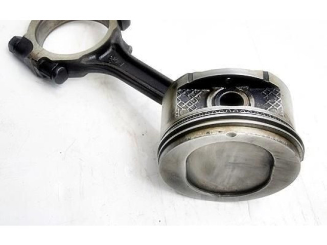  Поршень с шатуном  7715341840  Chrysler Grand Voyager III  