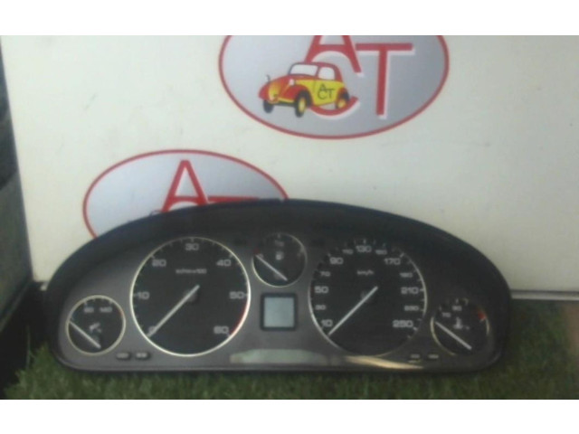 Přístrojová deska  Peugeot 607 2001 6106C0, 6106C0  