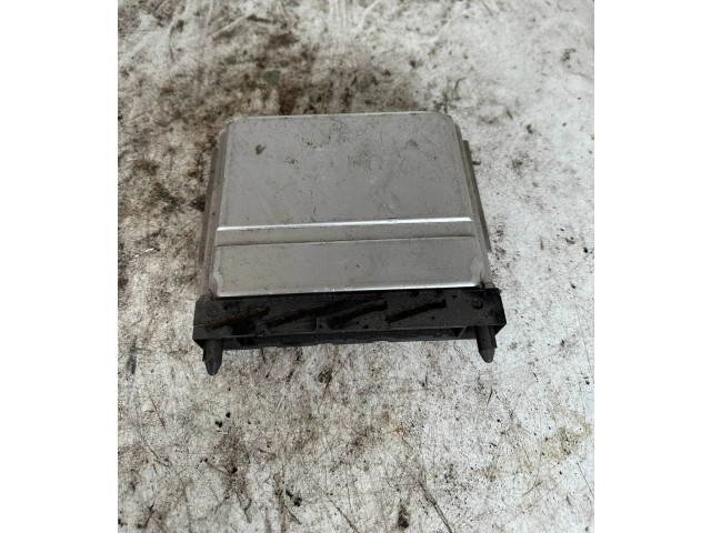 Řídící jednotka 08675761A   Volvo XC90 2004