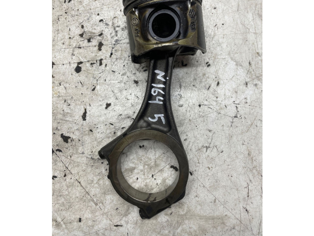  Поршень с шатуном V9X 120030177E  Nissan Navara D40  