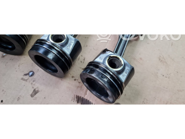 Ojnice  04L105401A    Audi A5  