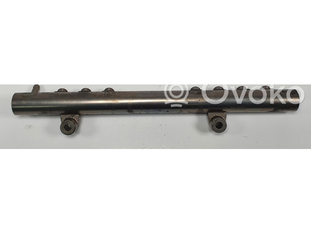 Vstřikovací lišta 30777759   Volvo V70     
