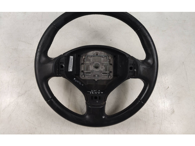 Volant Peugeot 5008 2011   
