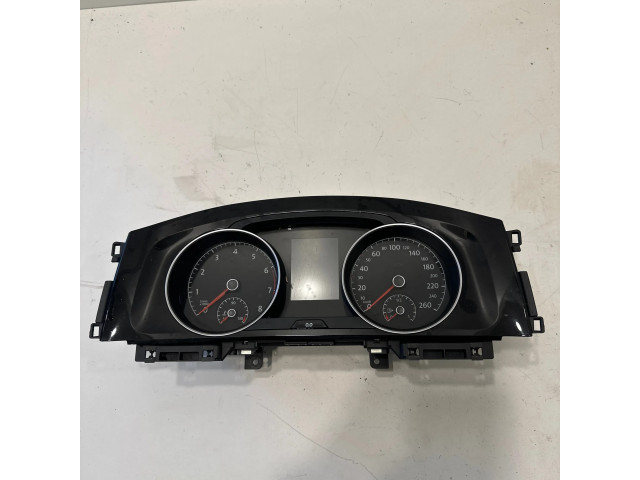 Панель приборов 5G0920870, VDD02412   Volkswagen Golf VII       