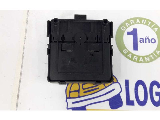 Блок предохранителей 61149136723, 9136723   Mini One - Cooper R56    
