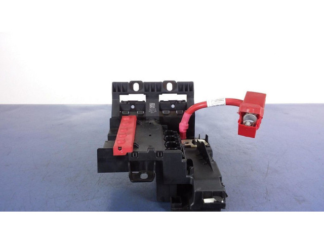Блок предохранителей  6802944   BMW 5 G30 G31    