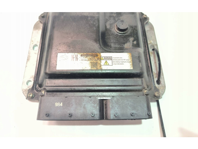 Блок управления двигателем ECU