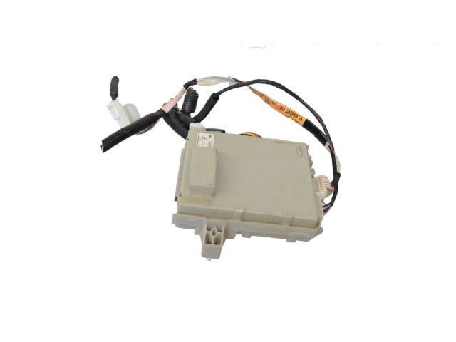Блок комфорта 8267030250   Lexus GS 300 350 430 450H   