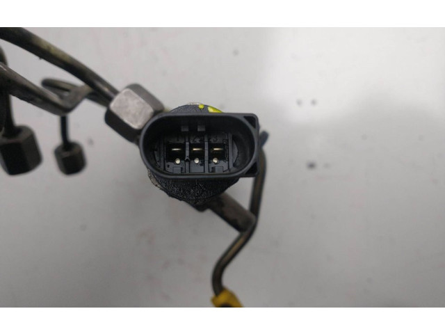 Vstřikovací lišta 0445213026, 851162903   BMW 1 F20 F21     