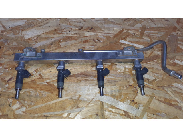 Vstřikovač 7526892, 7506158   BMW 3 E90 E91  pro benzínový motor 2.0 N46B20BY 