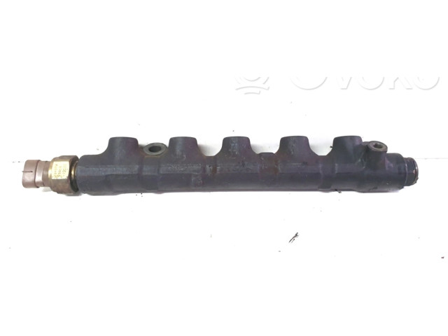 Vstřikovací lišta 89458-12020   Toyota Corolla E120 E130    1CD-FTV 