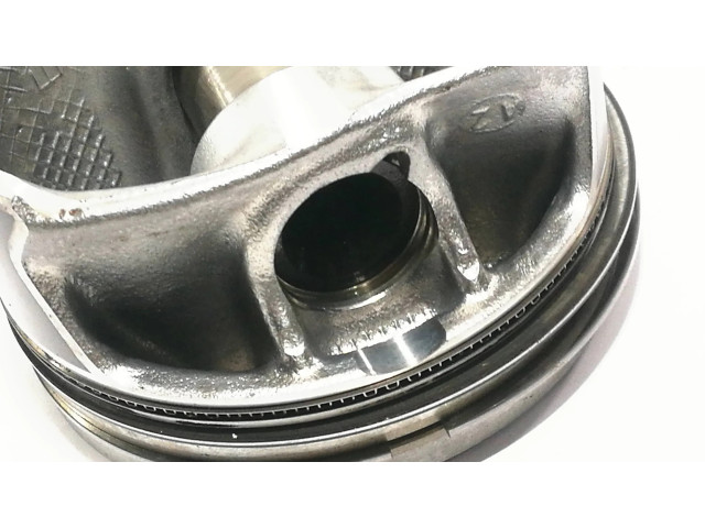 Píst 06M107099, 06M099   Porsche Cayenne (9Y0 9Y3)  pro benzínový motor 3.0  