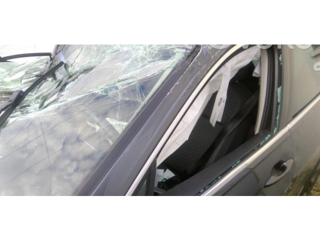 Вентилятор печки    5Q0121203DE, 5Q0121203DE   Volkswagen Tiguan