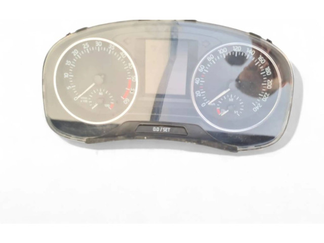 Přístrojová deska  Skoda Rapid (NH) 2015 04L907309E, 0281019175  